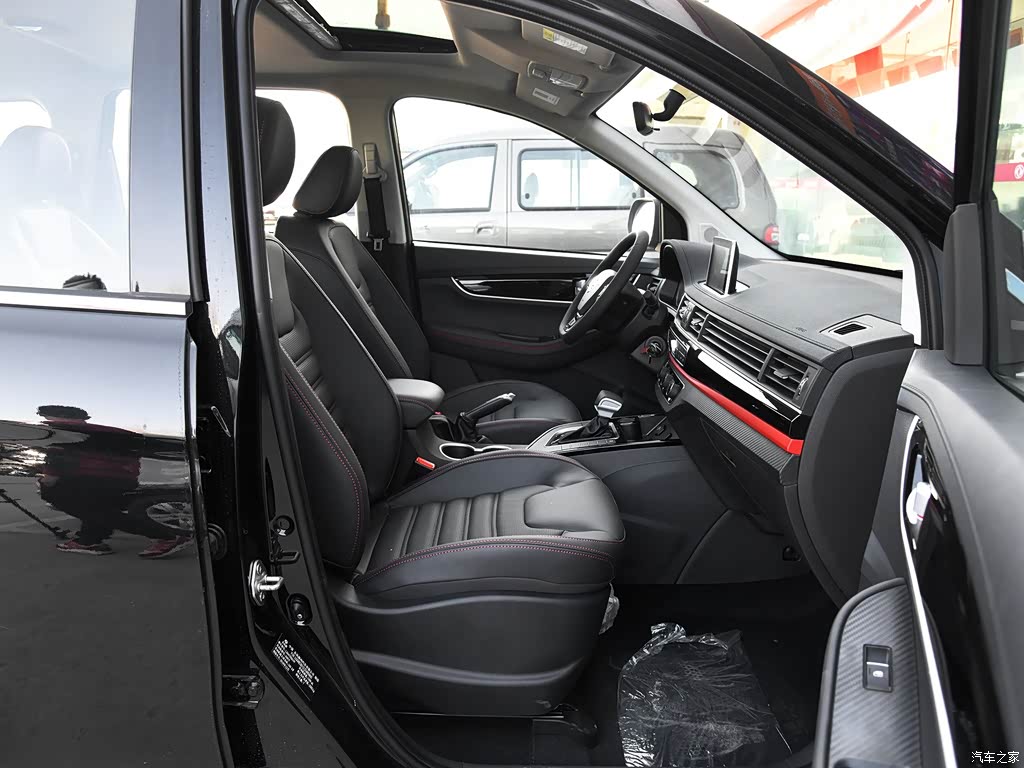 汽车之家>汽车图片>东风风行>风行sx6>2019款1.