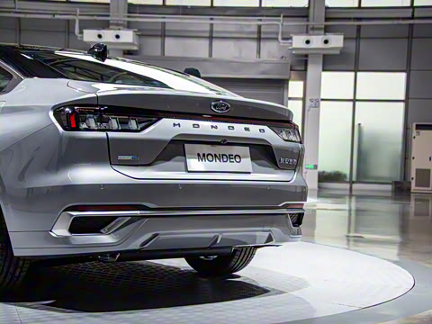 2022�� EcoBoost 245 ������