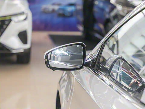 2022�� EV 500��Ļ�콢��