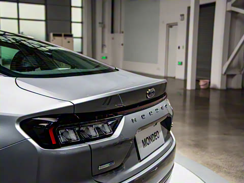 2022�� EcoBoost 245 ������