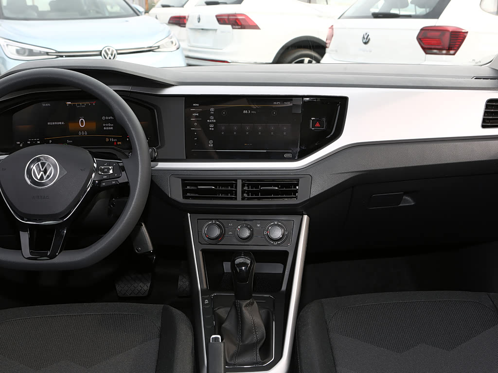 Volkswagen Polo GTI VI Рестайлинг, Хэтчбек 5 дв.: фото поколения