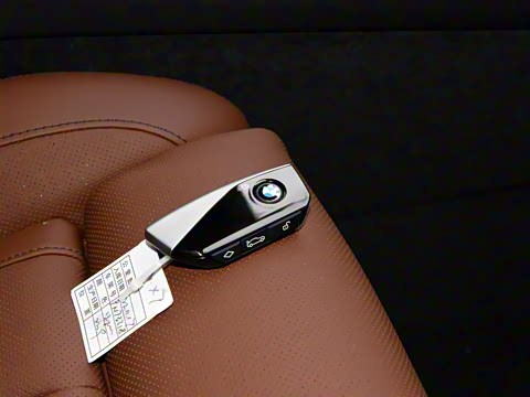 2023�� xDrive40i ������M�˶���װ