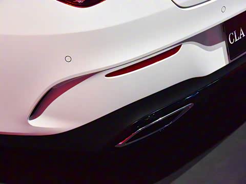 2020�� CLA 260 4MATIC ���ܳ�