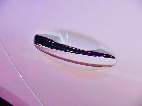 2020�� CLA 260 4MATIC ���ܳ�