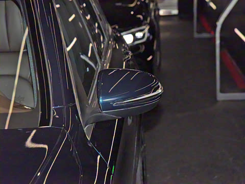 2022�� �Ŀ� GLC 260 L 4MATIC ������