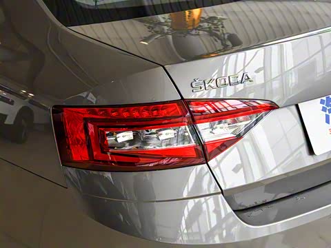 2019�� 1.5L �Զ����к����� ��V