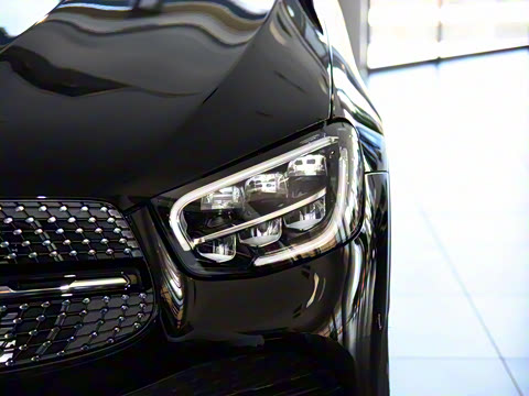 2022�� �Ŀ� GLC 300 4MATIC ����SUV