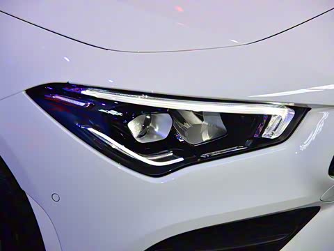 2020�� CLA 260 4MATIC ���ܳ�