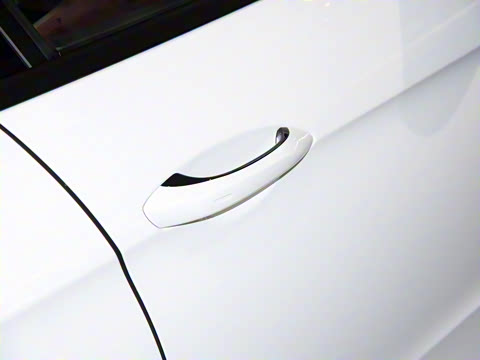 2023�� �Ŀ� Panamera 4 E-Hybrid ����� 2.9T