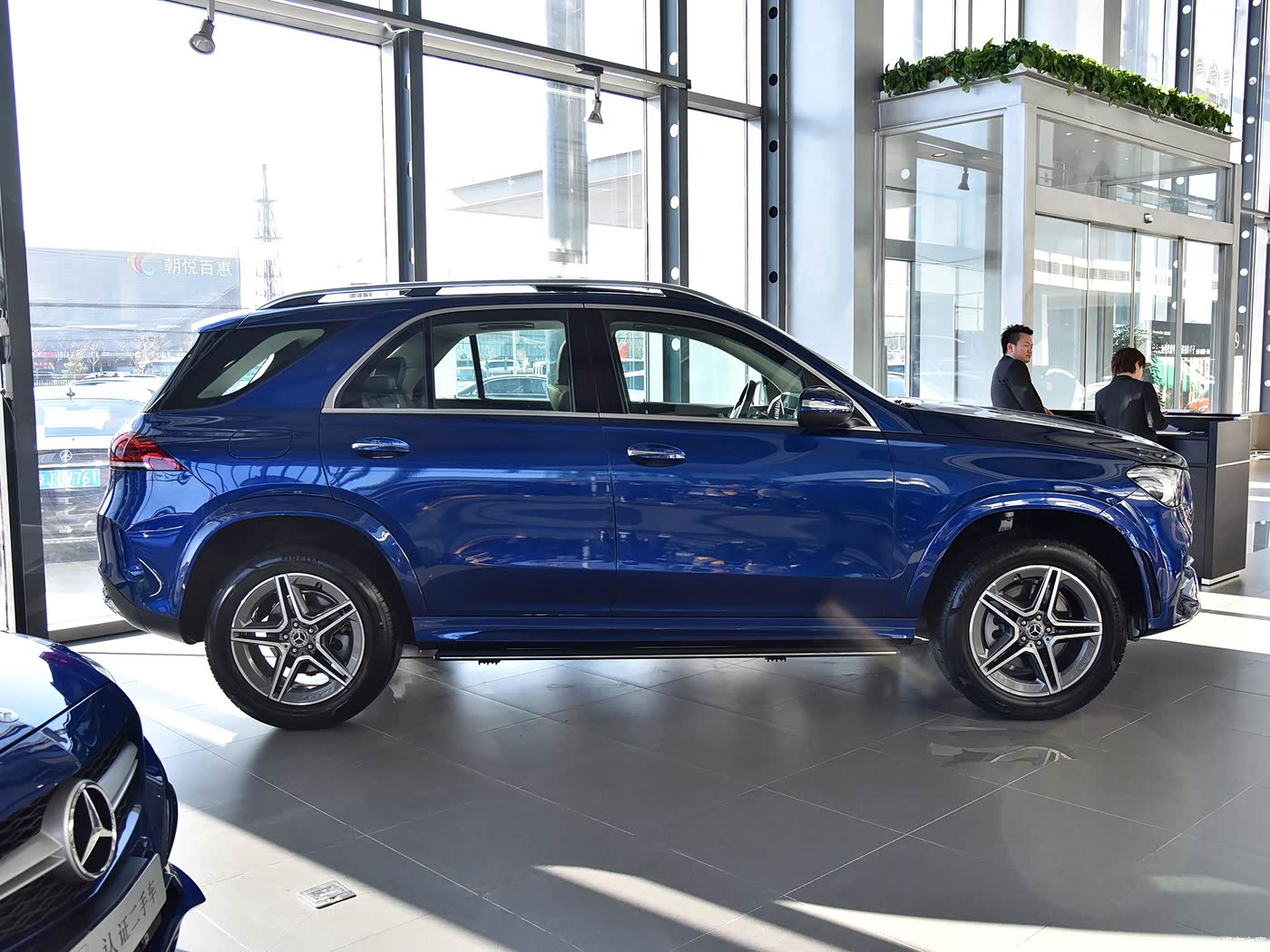 奔驰gle 2020款 改款 gle 350 4matic 时尚型 5377535图片_奔驰_汽车