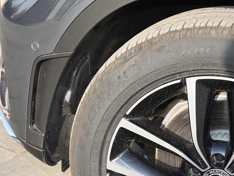 2022�� �Ŀ� GLC 300 L 4MATIC ������