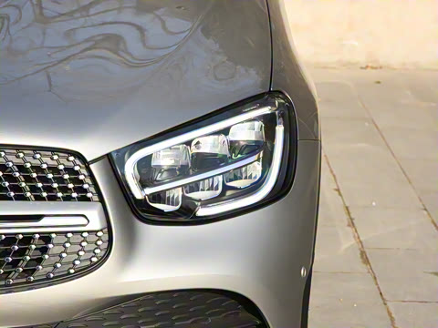 2022�� �Ŀ� GLC 300 L 4MATIC ������