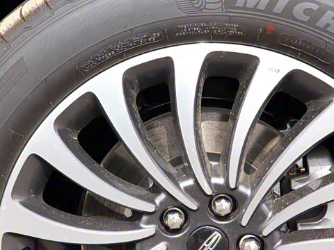 2020�� 3.0T V6 �������Ű�