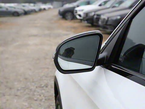 2022�� �Ŀ� GLC 260 4MATIC ����SUV