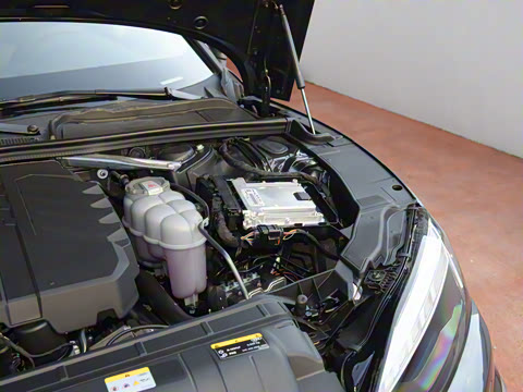 2023�� Sportback 40 TFSI quattro ����������