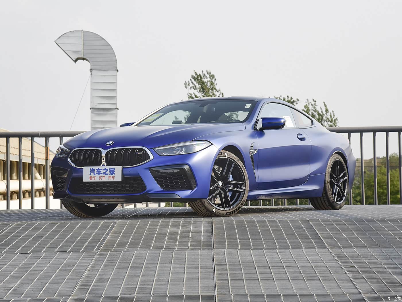 2019款m8双门轿跑车