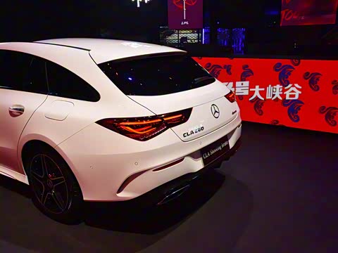 2020�� CLA 260 4MATIC ���ܳ�