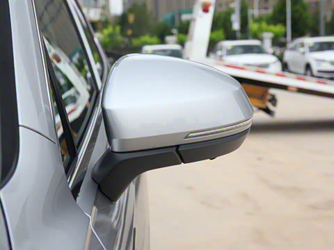 2022�� 330TSI �Զ�����R-Line�콢��