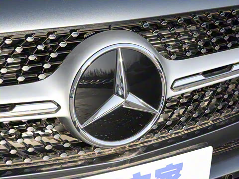 2022�� �Ŀ� GLC 300 L 4MATIC ������