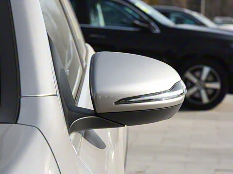 2022�� �Ŀ� GLC 300 L 4MATIC ������