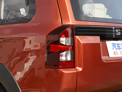 2022�� 1.5L �ֶ���Ӣ�� 7��