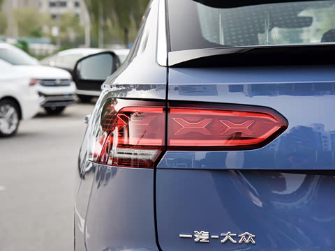 2020�� 380TSI �����콢������