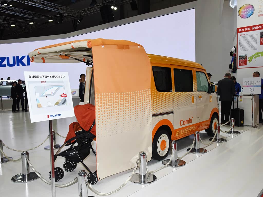 Suzuki Every VI, Микровэн: фото поколения