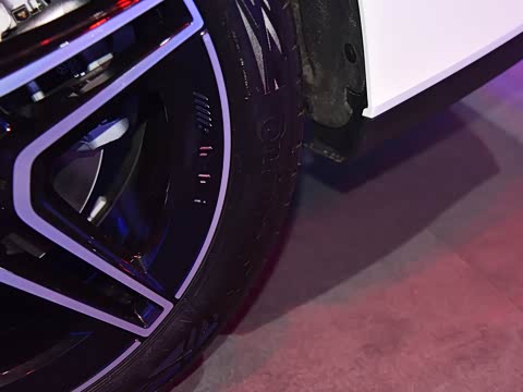 2020�� CLA 260 4MATIC ���ܳ�