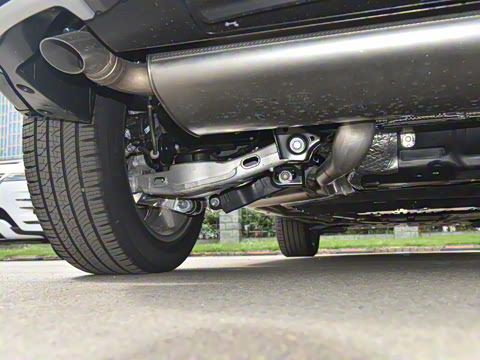 2022�� �Ŀ� P300e ���ʽ�綯��ϰ�