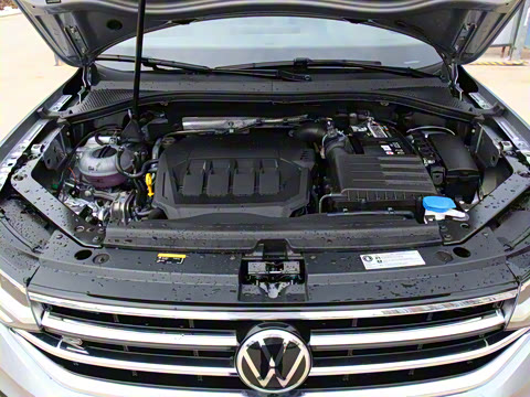 2022�� 330TSI �Զ�����R-Line�콢��