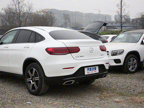 2022�� �Ŀ� GLC 260 4MATIC ����SUV