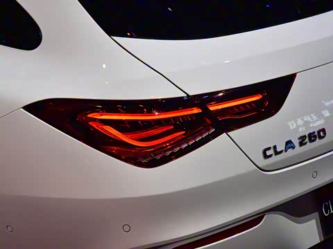 2020�� CLA 260 4MATIC ���ܳ�