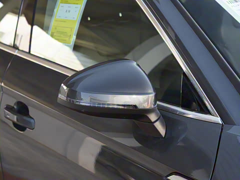 2023�� Sportback 40 TFSI quattro ����������