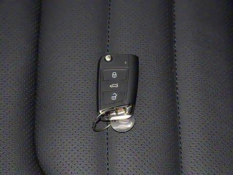 2020�� 330TSI ���������� ��VI