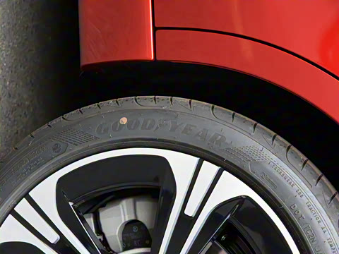 2022�� C 260 L �ҹ�˶���