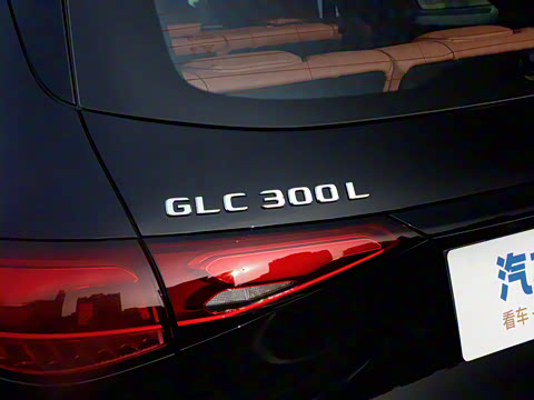 2023�� GLC 300 L 4MATIC ������ 7��