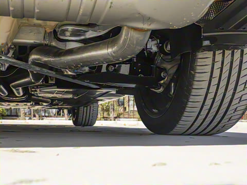 2023�� xDrive40i ������M�˶���װ