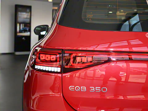 2022�� EQB 350 4MATIC �׷��ر��