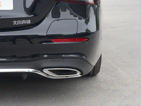 2022�� �Ŀ��� E 350 e L ���ʽ��϶����˶��γ�