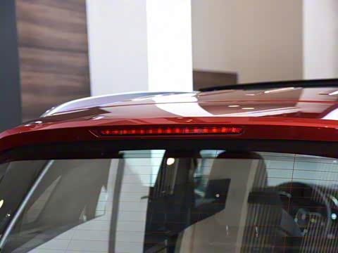 2020�� GLC 260 L 4MATIC ������