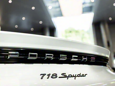 2022�� Spyder 2.0T