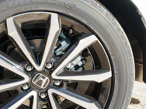 2022�� 240TURBO CVT��ҹ���Ƽ���