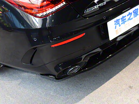 2022�� AMG CLA 35 4MATIC