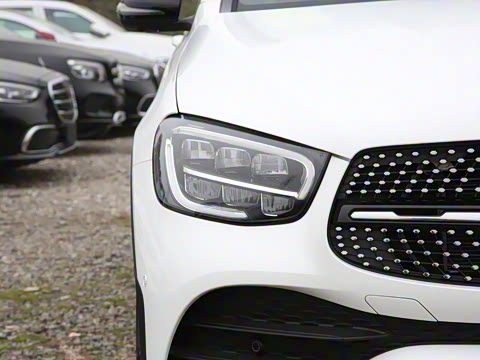 2022�� �Ŀ� GLC 260 4MATIC ����SUV