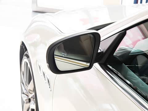 2018�� 3.0T �˶���