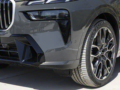 2023�� xDrive40i ������M�˶���װ