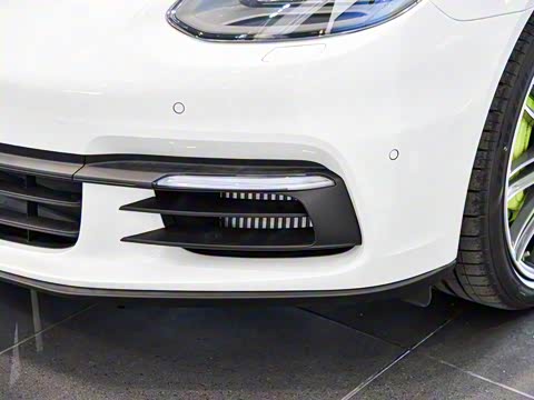 2017�� Panamera 4 E-Hybrid Sport Turismo 2.9T