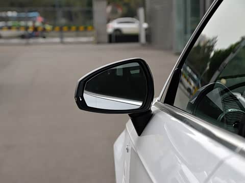 2020�� Sportback 35 TFSI ʱ���� ��VI