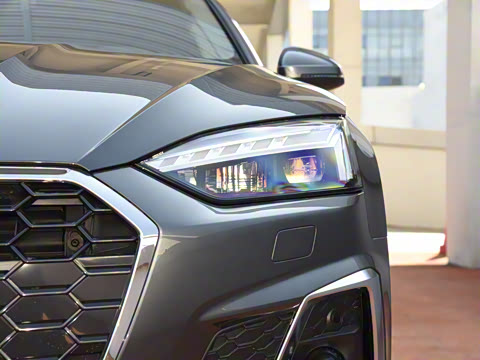 2023�� Sportback 40 TFSI quattro ����������