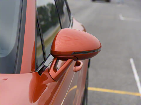 2022�� Macan 2.0T